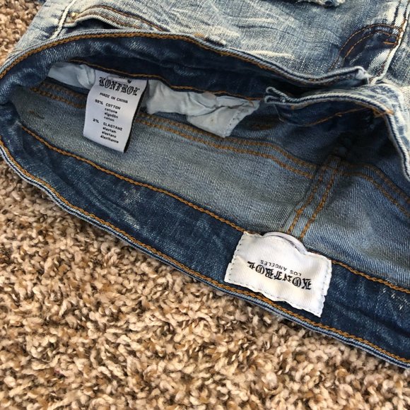 Kontrol Los Angeles Men's Stacked Denim Distressed Jeans - Elevate Your Holiday - Picture 13 of 16